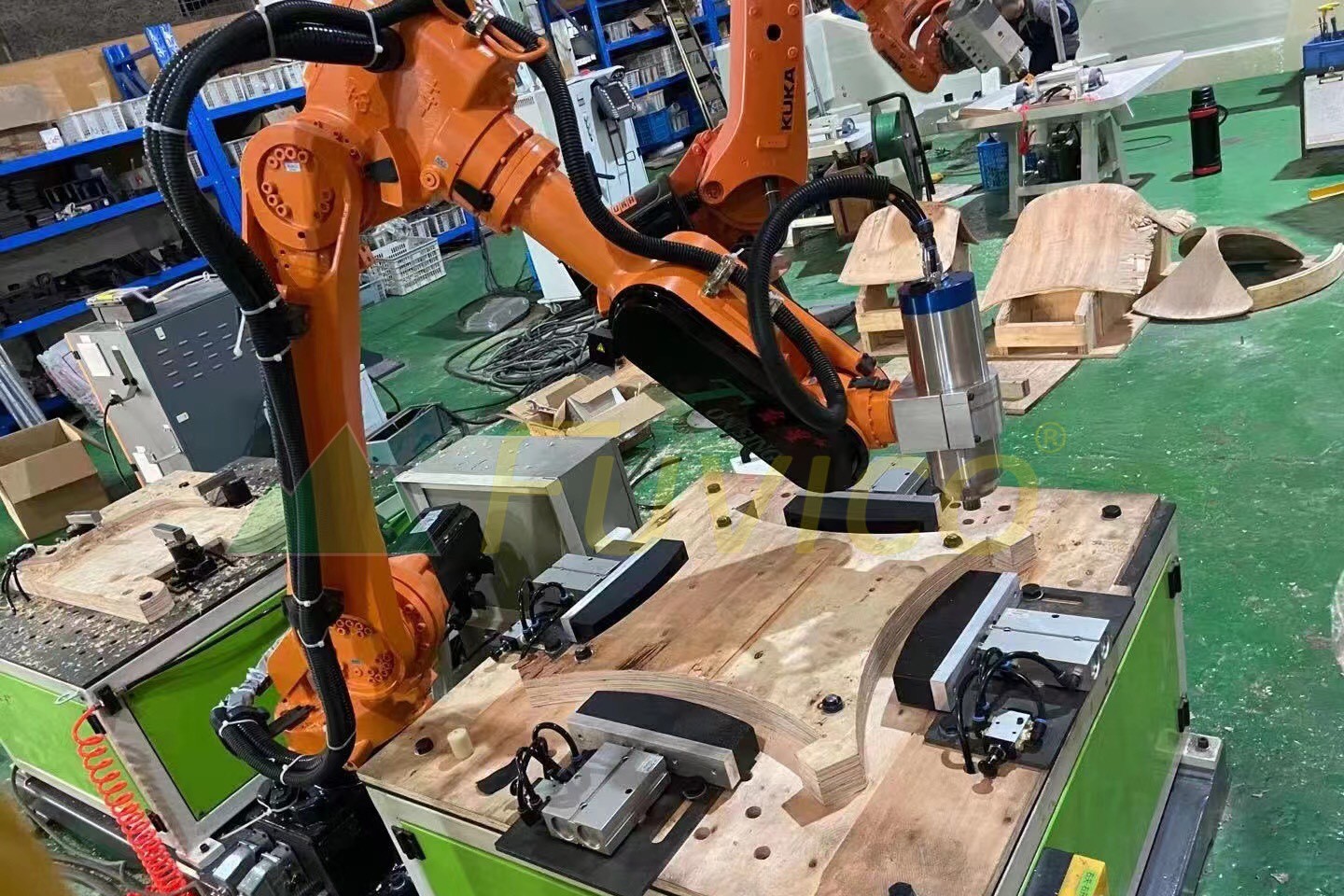 Robot ngành gỗ