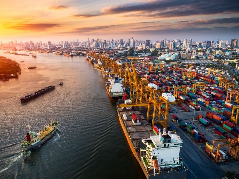 tuyển nhân viên Logistics
