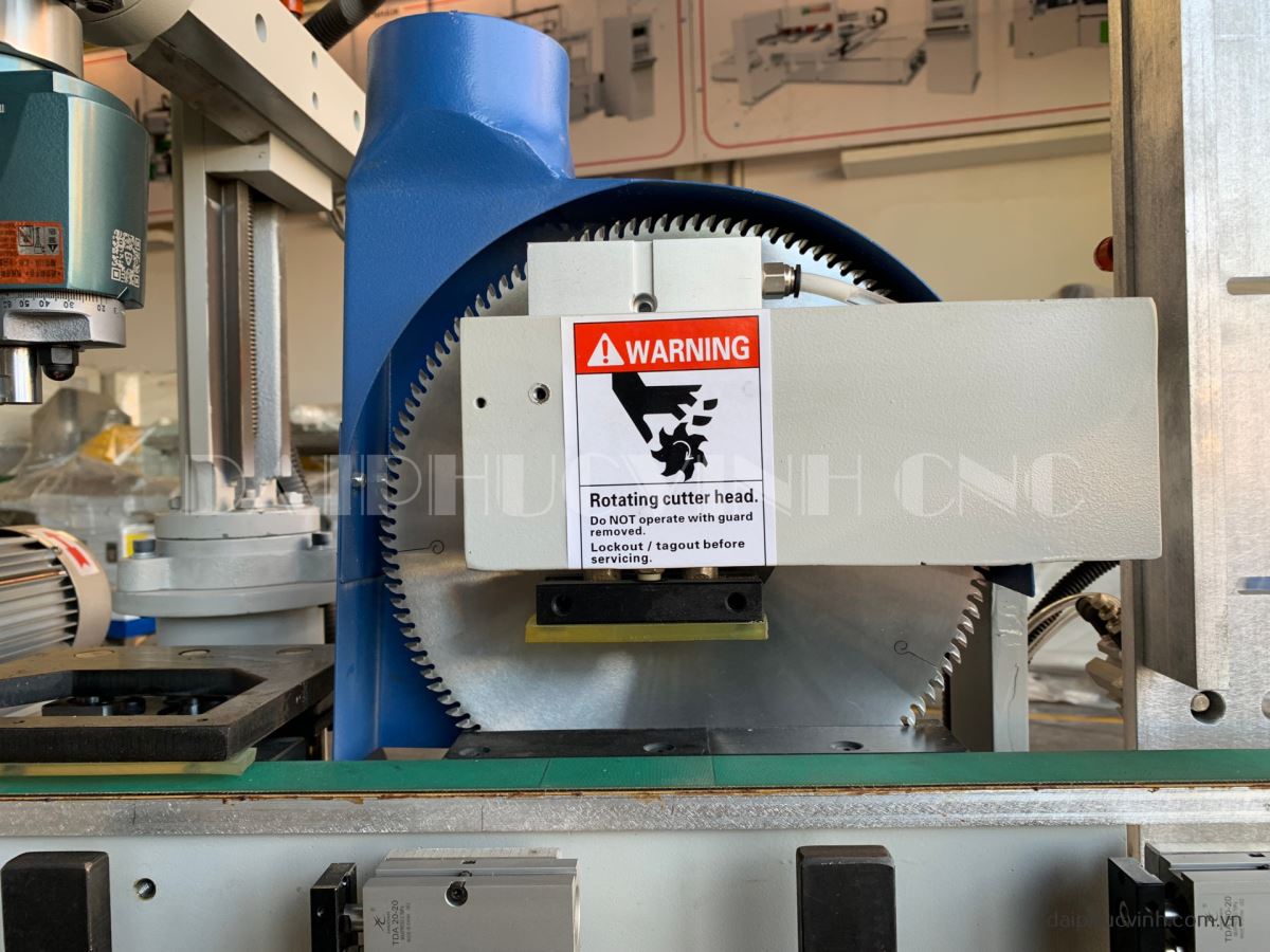 MÁY CẮT KHOAN 2 ĐẦU TỰ ĐỘNG 6 TRỤC WM-200CD2X 7329