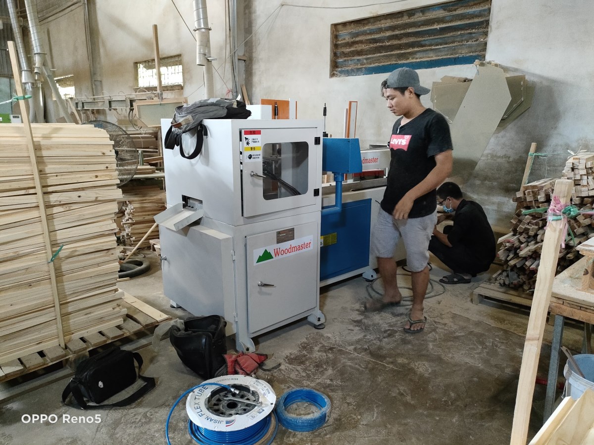 MÁY CẮT BỌ EKE TAM GIÁC LƯỠI DƯỚI TỰ ĐỘNG 6163