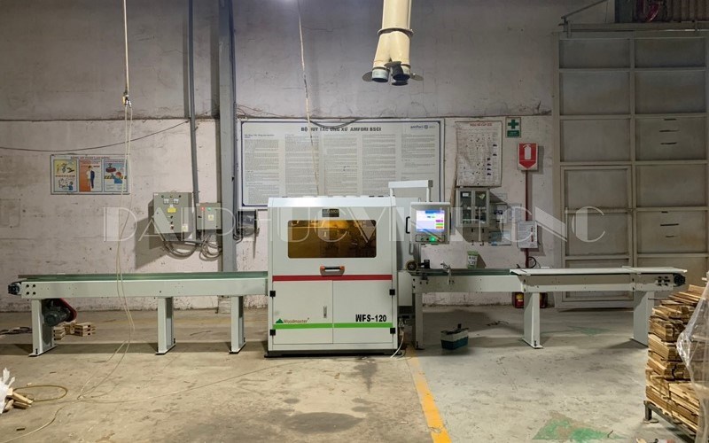 MÁY CẮT KHUYẾT TẬT GỖ CHỌN PHÔI TỰ ĐỘNG 7473