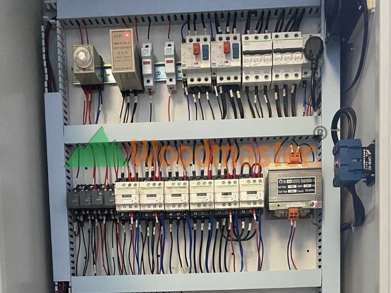 MÁY CẮT CHỌN PHÔI TỰ ĐỘNG CAO TỐC 9033
