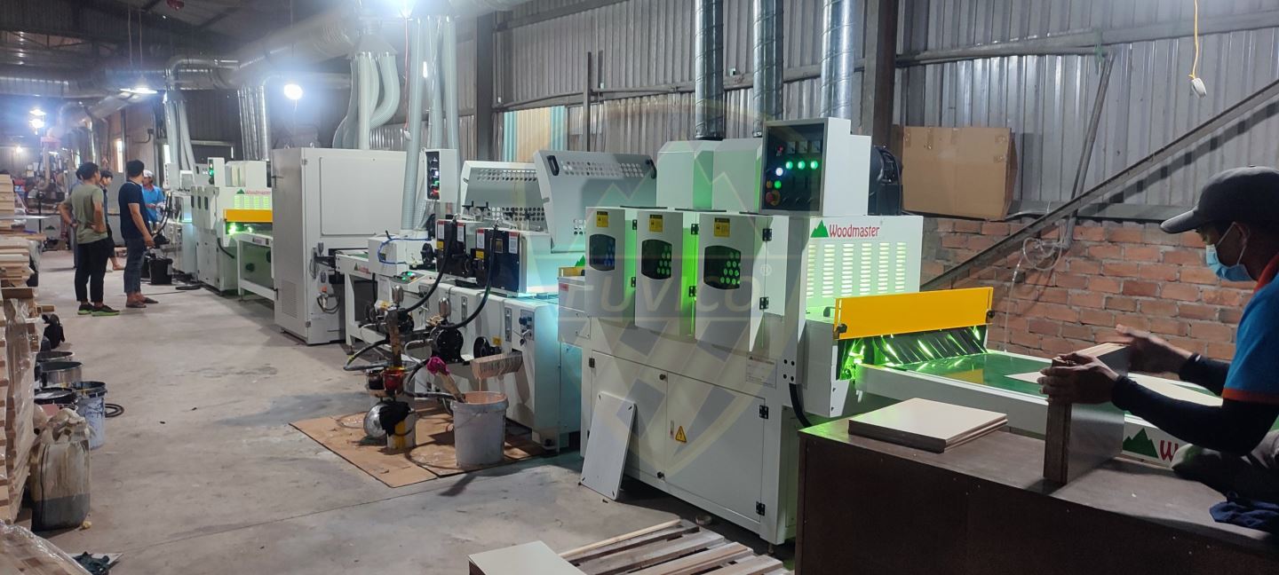 FULL Dây Chuyền Sơn UV mặt 4 nước với OPTION Máy Gắp Ván tự động 11201