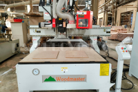 MÁY CNC TRUNG TÂM 2.5D FULL OPTION ( Phay Router - khoan 5 mặt + cưa xoay đa hướng ) 7781
