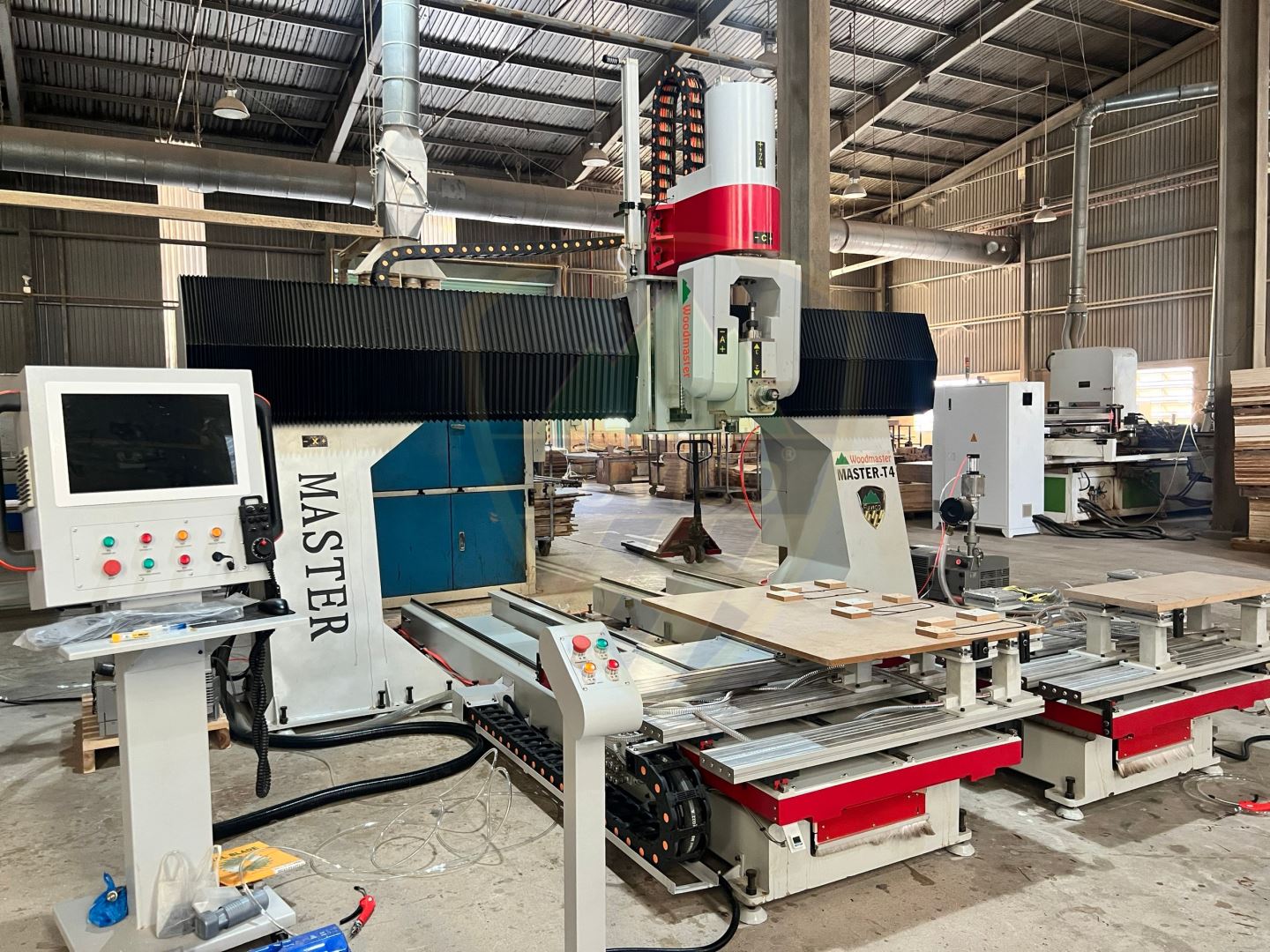 MÁY GIA CÔNG CNC 5 TRỤC THAY DAO TỰ ĐỘNG PRO MASTER T4 (5 AXIS) 11179