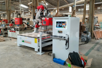 MÁY CNC TRUNG TÂM 2.5D FULL OPTION ( Phay Router - khoan 5 mặt + cưa xoay đa hướng ) 7780