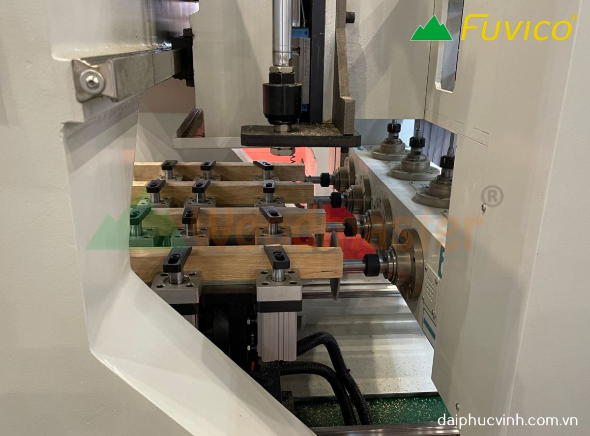 MÁY PHAY CNC 4 TRỤC 16 DAO KẸP XOAY 180 ĐỘ làm mộng âm dương bàn 6 mét 9353