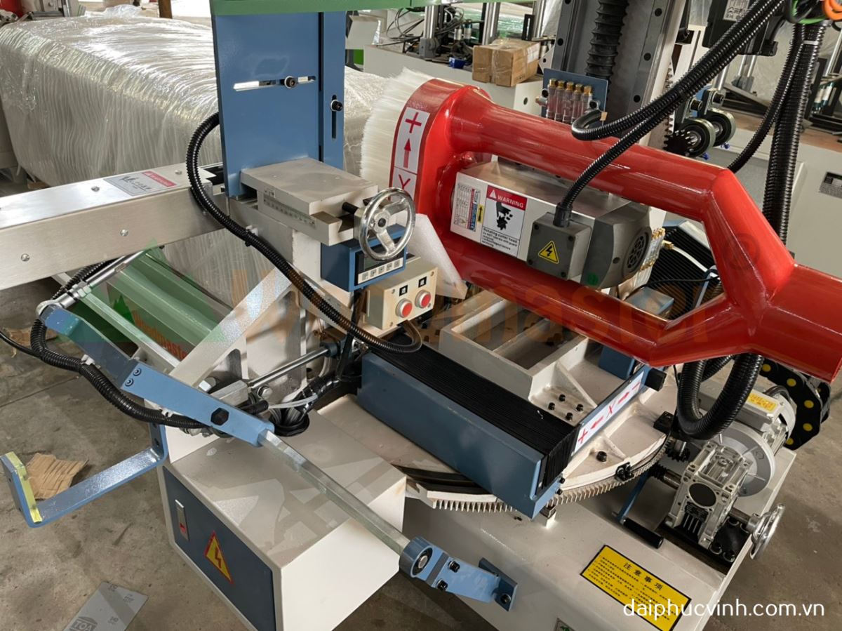 MÁY TẠO MỘNG DƯƠNG CNC 2 ĐẦU WM-D200E 8886