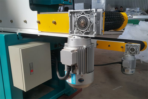 Máy cưa lạng mỏng gỗ 540